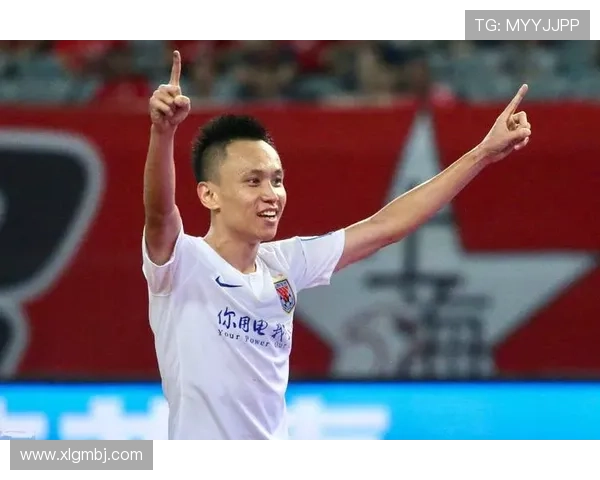 山东队京鲁大战前为张弛举办退役仪式